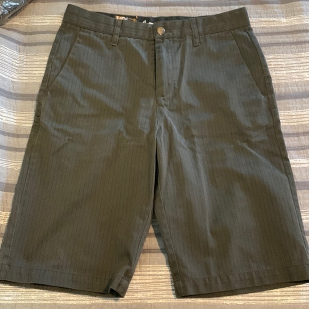 Volcom Dark Brown Stripe Casual Shorts Size 28 GUC #0069